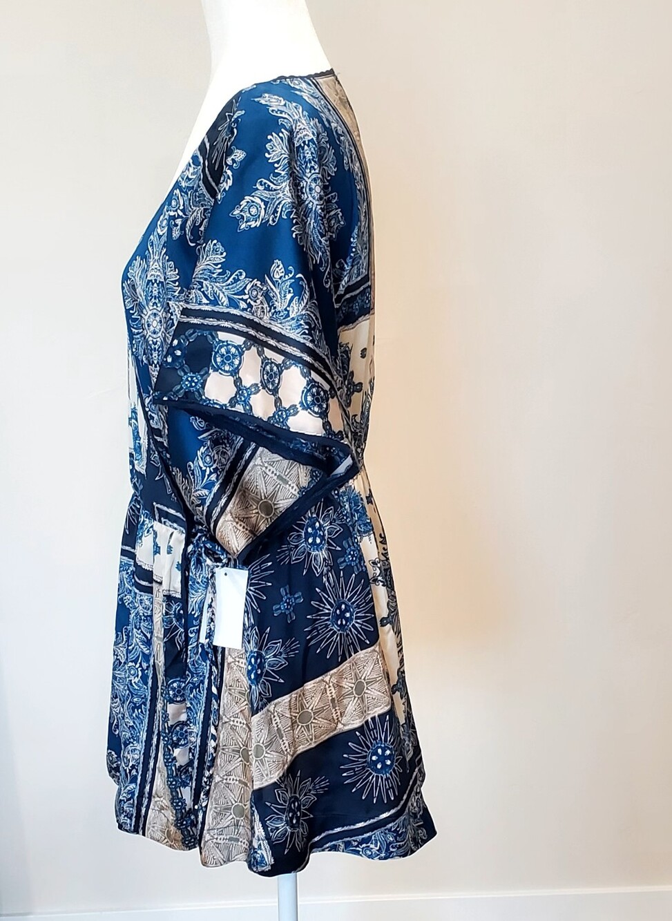 Free People Silky OASIS Loungewear Romper, Wm's Med, NWT - Picture 5 of 16